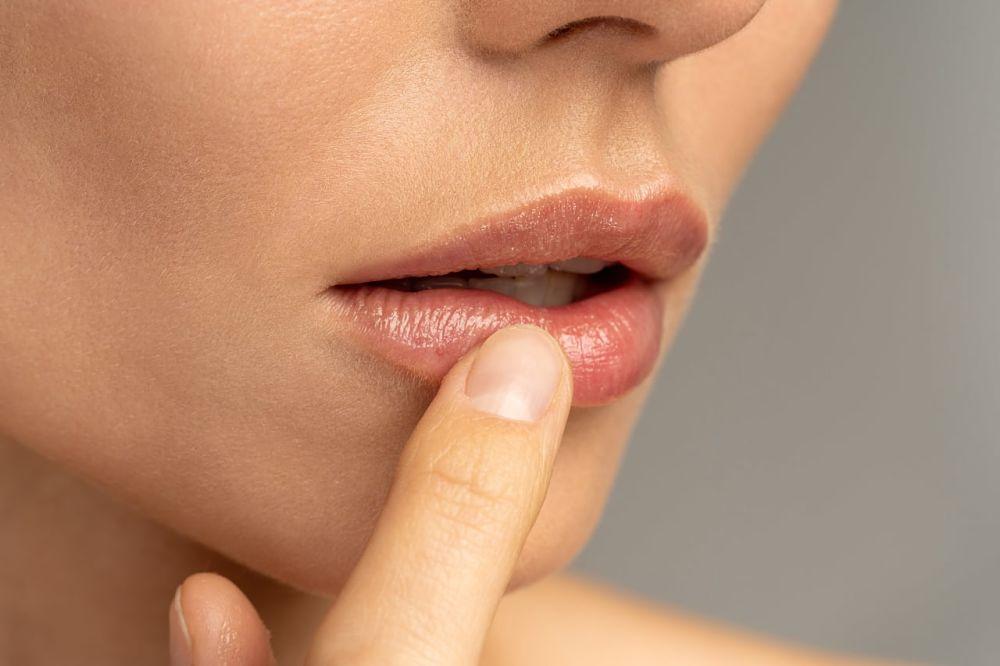 Consejos prácticos para prevenir la boca seca y mejorar tu calidad de vida