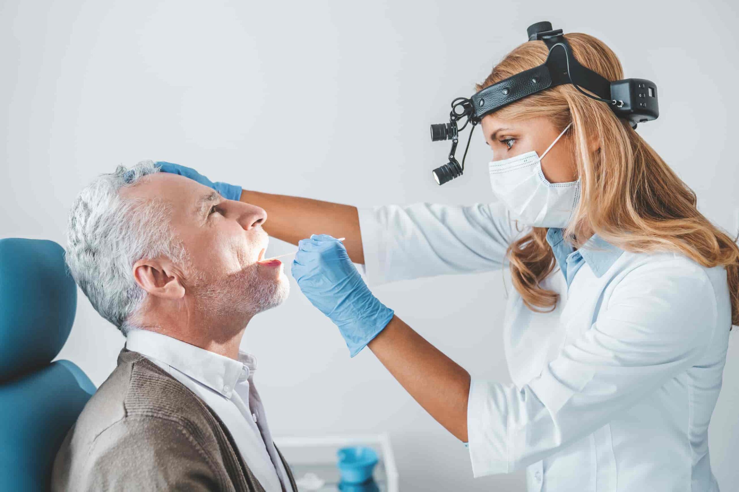 Apnea del Sueño y Ronquidos: ¿Puede tu Dentista Darte la Solución?