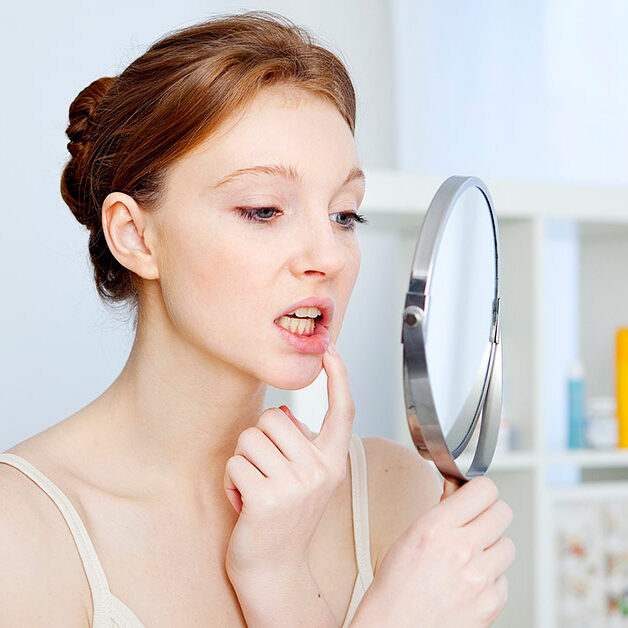 Encías oscuras (Melanosis gingival): Tratamiento de despigmentación Encías oscuras (Melanosis gingival): Tratamiento de despigmentación