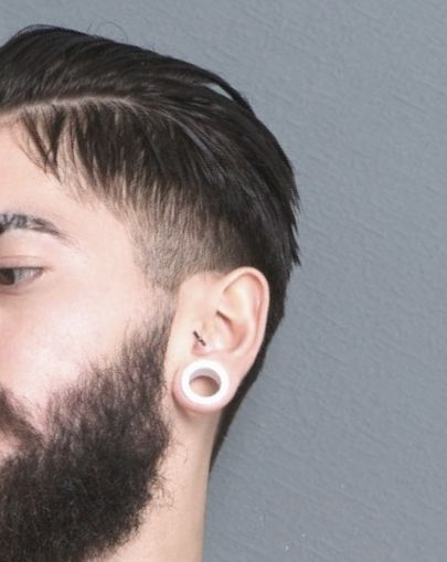 Lóbulos de las orejas rasgados: Reparación con ácido hialurónico